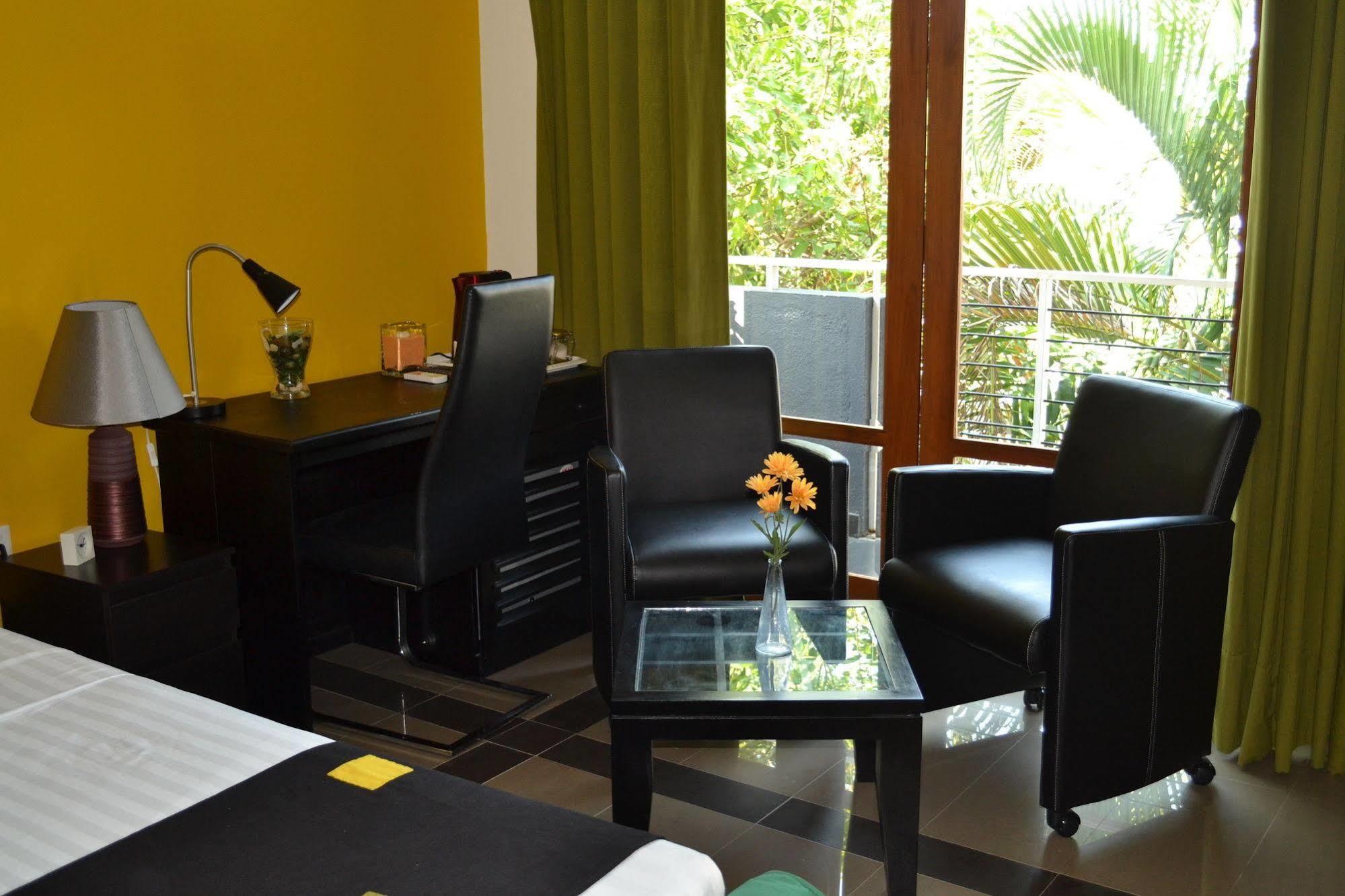 Oyo 437 Amali Residence Nugegoda Εξωτερικό φωτογραφία