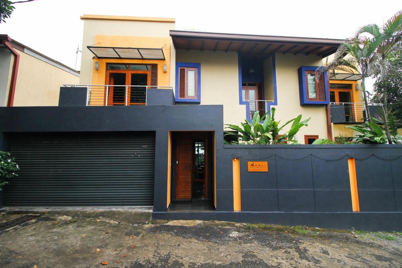 Oyo 437 Amali Residence Nugegoda Εξωτερικό φωτογραφία